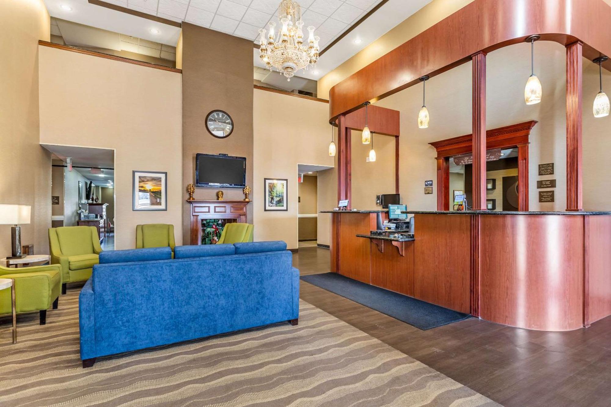 Comfort Suites South Point - Huntington Exterior foto